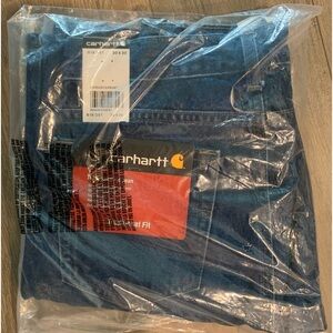 Mens Carhartt jeans, new in plastic, 30x30